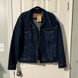 BNWT Levi Dark Denim Jean Trucker Jacket Large